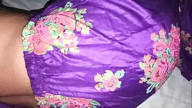 Aj bhot maza aya barish lagi the aur sex kia