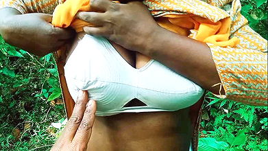 Boy friend her girlfriend fucked outdoor