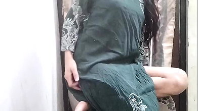 Fuaa ki ko jabar dasti pel diya