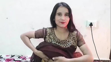 Cute step sister ko pela aur paani nikala