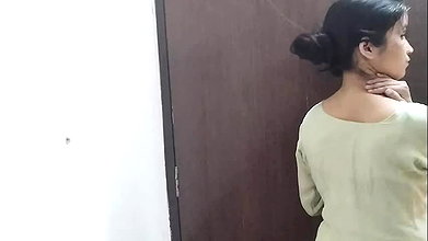 Chachi ko ghar me band kar ke jabar dasti pela