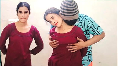 Bhabhi ji mera land chut ki khoj me bahut din se tarap rha hai