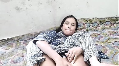 Aunty ne apni dudh nikal kar muze pilaya