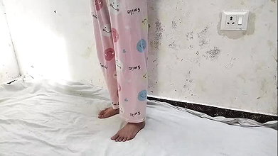 Akele dekh kar bhabhi ko jabar dasti choda