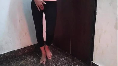 X video dikha kar step sister ko pela