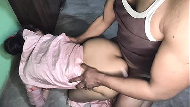 Indian desi old girlfriend called at night and mast chudai