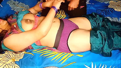 Chacha ke Kaam par Jane Par Chachi Ko Choda – Fucking Village Aunty