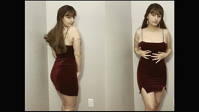 Very Hot Babe Showing Boobs and Huge Round Ass