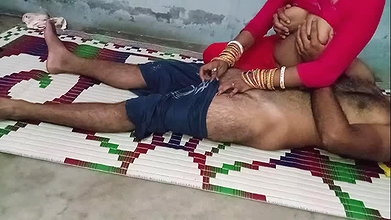 Maid Ki Jawan Ladki Lund Chusaya Or Uske Bobe Dabaye