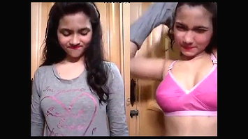 Desi Beautiful Girl First Time on cam