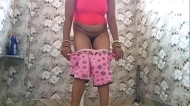 My First Pissing Ever on Xhamster