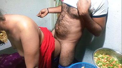 Devar and Bhabhi – Quick Kitchen Sex In Standing Doggystyle – Devar XXX Fucks Bhabhi