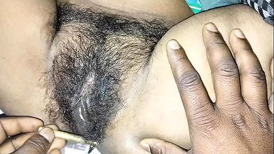 Bhabi Ne Apni Chut Ke Baal Bna Kar Masti Ki