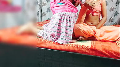 After longtime she got cock orgasm !HD! Hot Indian Makan Malkin SAPNA seduce her Muslim servent. She want orgasm