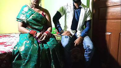 Full Body Checkup Ke Bahne Doctor ne Bhabi Ki Chut Chuda Kiya with Hindi Audio