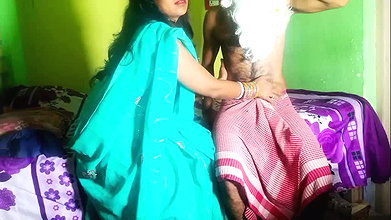 bengoli Sasur bahu romance, father-in-law fucked her daughter-in-law while giving her oil massage