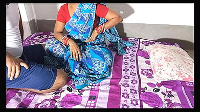 Make – Up kar Rhi Bhabhi Ko Choda ! After My Brother Goes Office Work Sex with Sister in law