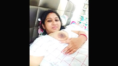 Tired by fucking, Saavi managed a last fuck of the day on cam