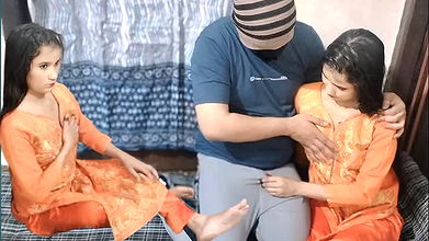 Bhabhi akeli ghar me baithi thi dever ne bur chat kar pela