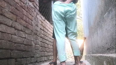 Desi hot sexs hot ass hot girl