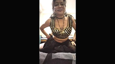 Sexy’ lady nude dance in bhojpuri songs hot nipple boobs