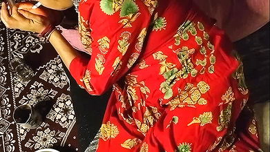 Sexy lady enjoy your smoking cigarette Play her sexual part of body