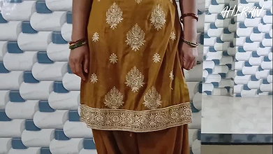 SEXY BOOBS REVIEW AND FOREPLAY INDIAN DESI GIRL