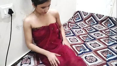 ji ne room band kar ke jabar dasti pela muze