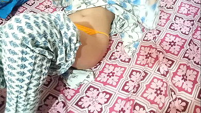 Indian teen rubbing pussy