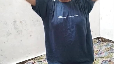 Thana me jakar police wali ko jabar dasti pela