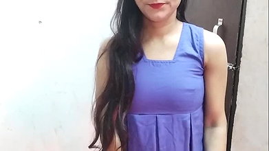 Little step sister ko bur me ungali karte dekh liya