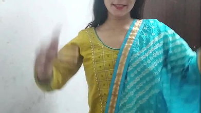 Akele Ko dekh kar jabar dasti chud gyi