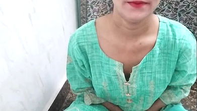 Akele dekh big step brother ne meri chut mari