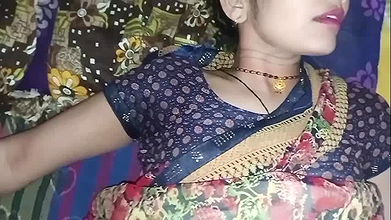 Sardiyo me sex ka mja, Lalita bhabhi ne apne pati ke sath milkar apni choot ki jabardast thukai karai