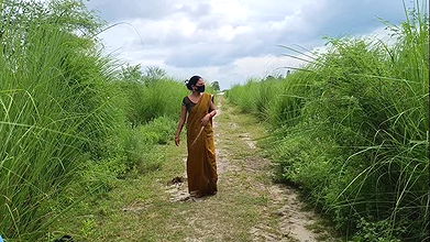 Stepbrother Took Stepsister to the Middle of the Canal and Her Very Well