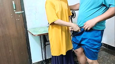 Darji ko paise nhi diye to muze chodna para