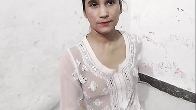 X videos dikha kar step sister ko paise dekar jabar dasti pela