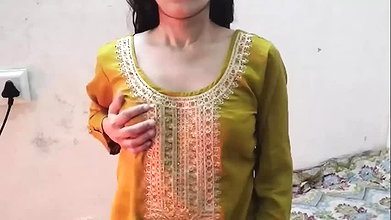 Chachi ko chodne ke chakkar me mera land tut gya