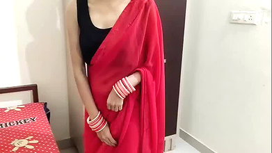 Newly married pati convinced his wife to have anal on xmas