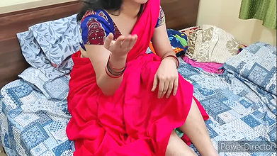 Mallu desi couple cum on body, girl in saree doing foot job and blow job