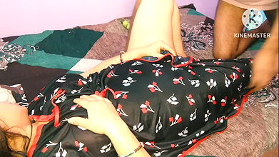 Hot sexi bhabhi ki apne Pati ke sath real chudai video