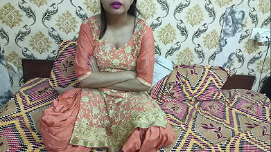 Indian step mom and step son ka najayaz walla pyar bete se chudwa kar aapna yaar bana liya hindi dirty talk saarabhabhi6 hot