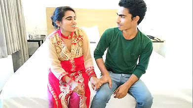 Indian girl sang the song and left the patak patak