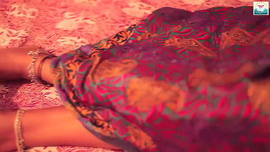 komali illegal afire with her boyfriend on bedroom (2)