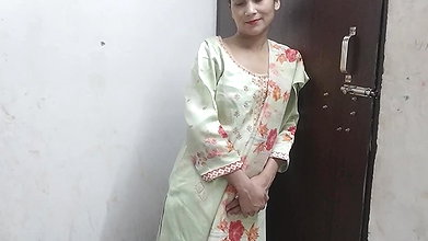 Bhabhi ne ghar band kar ke mera land apne muh liya