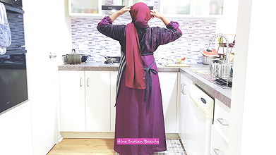 Hijabi Wife’s Big Curves & Loud Moaning Make This Romantic Encounter Wild & Passionate