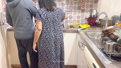 A Busty Mother-In-Law’s Pussy Eating – My Juicy Pussy is licked by Son-In-Law when Daughter is away