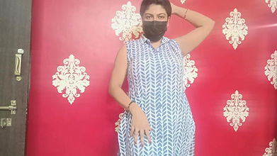 Indian Big Tits Mom Lavisha from Village in traditional dress– Caught Fingering Hairy Pussy and Big boobs