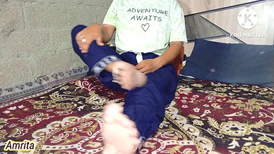 Sauteli behan ko chudai sikhaya Shadi se pehle Stepsister physical sex education before marriage in Hindi audio
