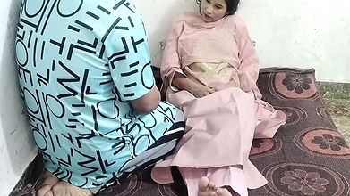 Cute sister in law ko new dress dilwa kar pel diya